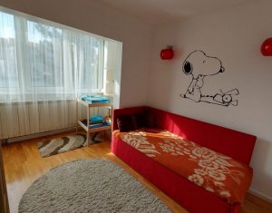 Apartament 4 Camere de Vânzare – Zona Kaufland Mărăști, Etaj 1