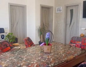 Apartament 3 camere, 66 mp, Floresti 