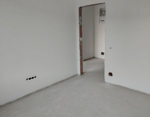 Bloc nou, apartament cu doua camere, parcare, Floresti 