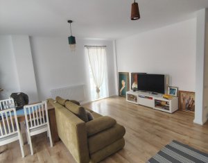 Apartament cu doua camere, decomandat, parcare inclusa, Floresti