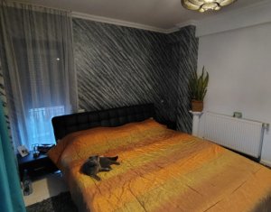 Apartament cu 3 camere cu parcare inclusa, Floresti, Eroilor